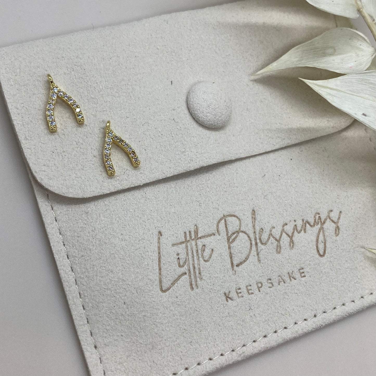 DIAMANTÉ WISHBONE CHARM