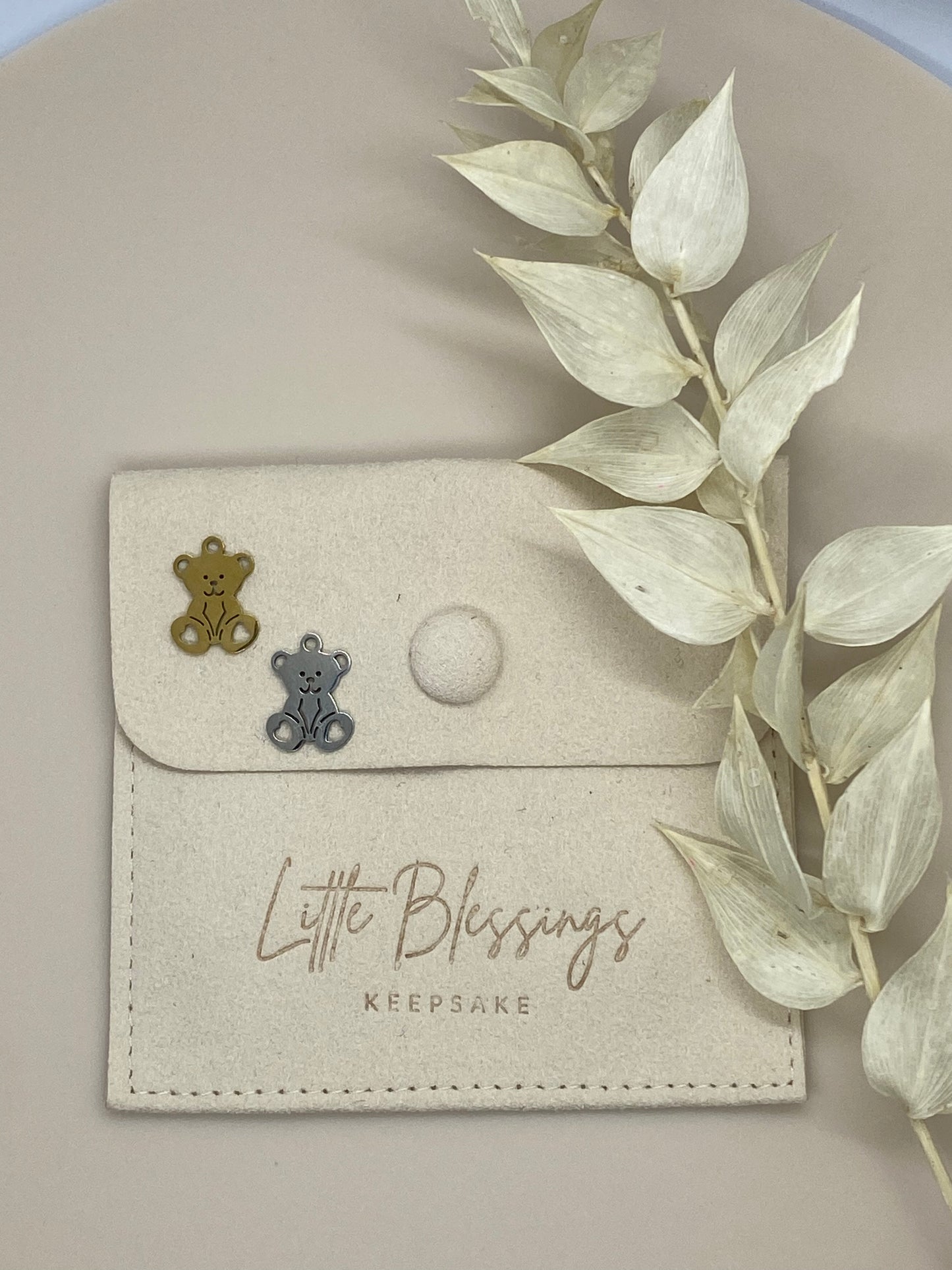 SIGNATURE BEAR CHARM