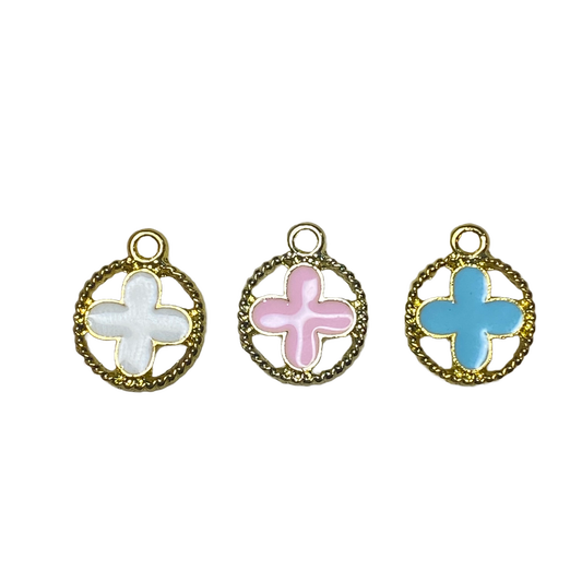 GOLD CLOVER CHARM